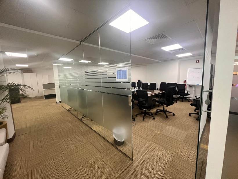 Bespoke Interiors meeting room with frosted glass partitioning